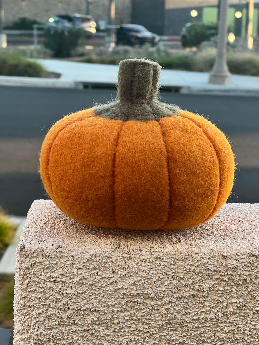 Halloween Felt Pumpkins